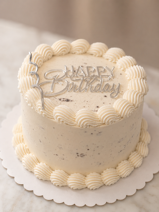White Vintage Cake